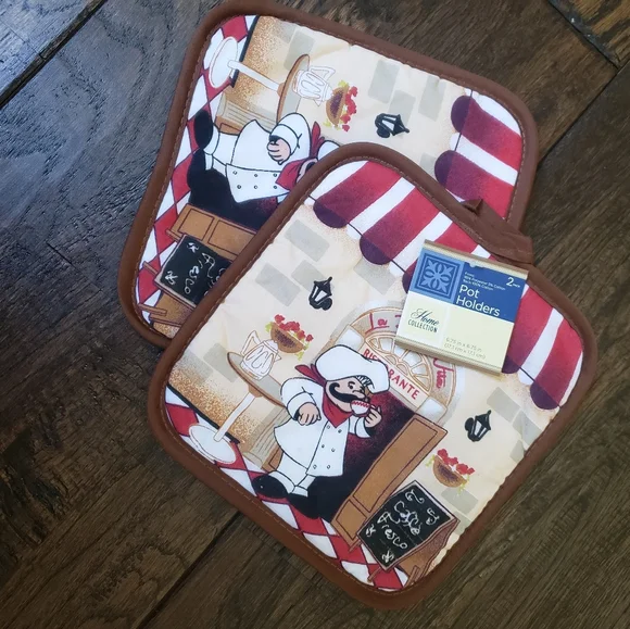 4 piece kitchen collection, 2 pot holder,  1 oven mitt and 1 hand towel  nwt - Picture 5 of 6